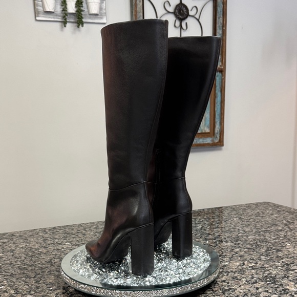 Steve Madden leather Black Heeled Boots NWOT 6W - Picture 3 of 17